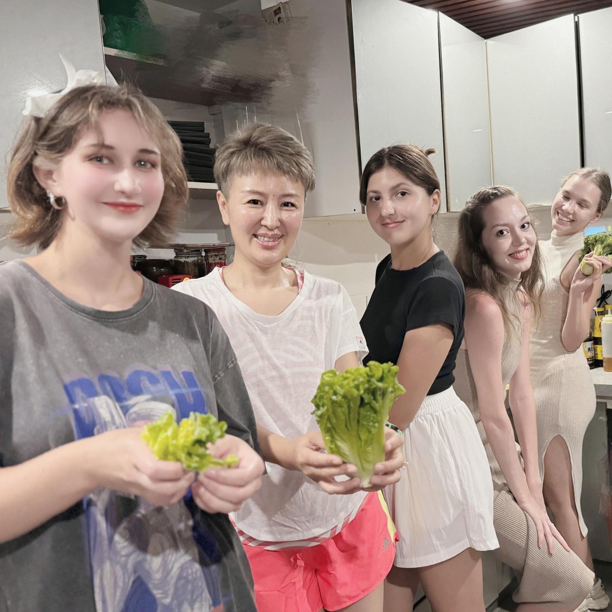 Guixu Huatang Homestay Кинхуангдао Екстериор снимка