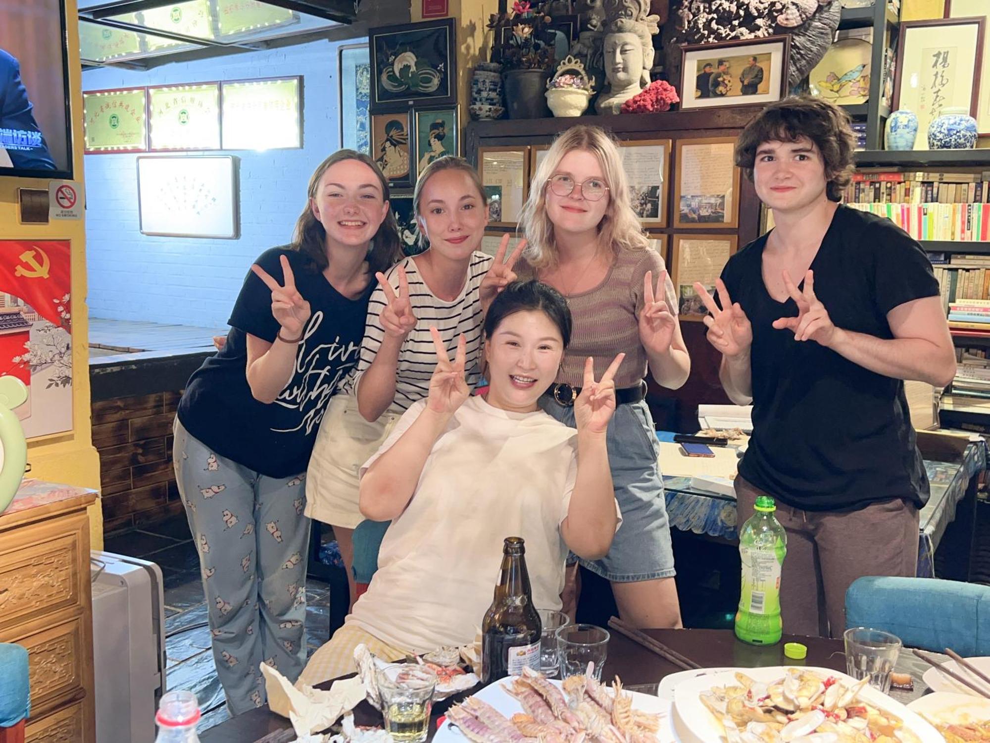 Guixu Huatang Homestay Кинхуангдао Екстериор снимка