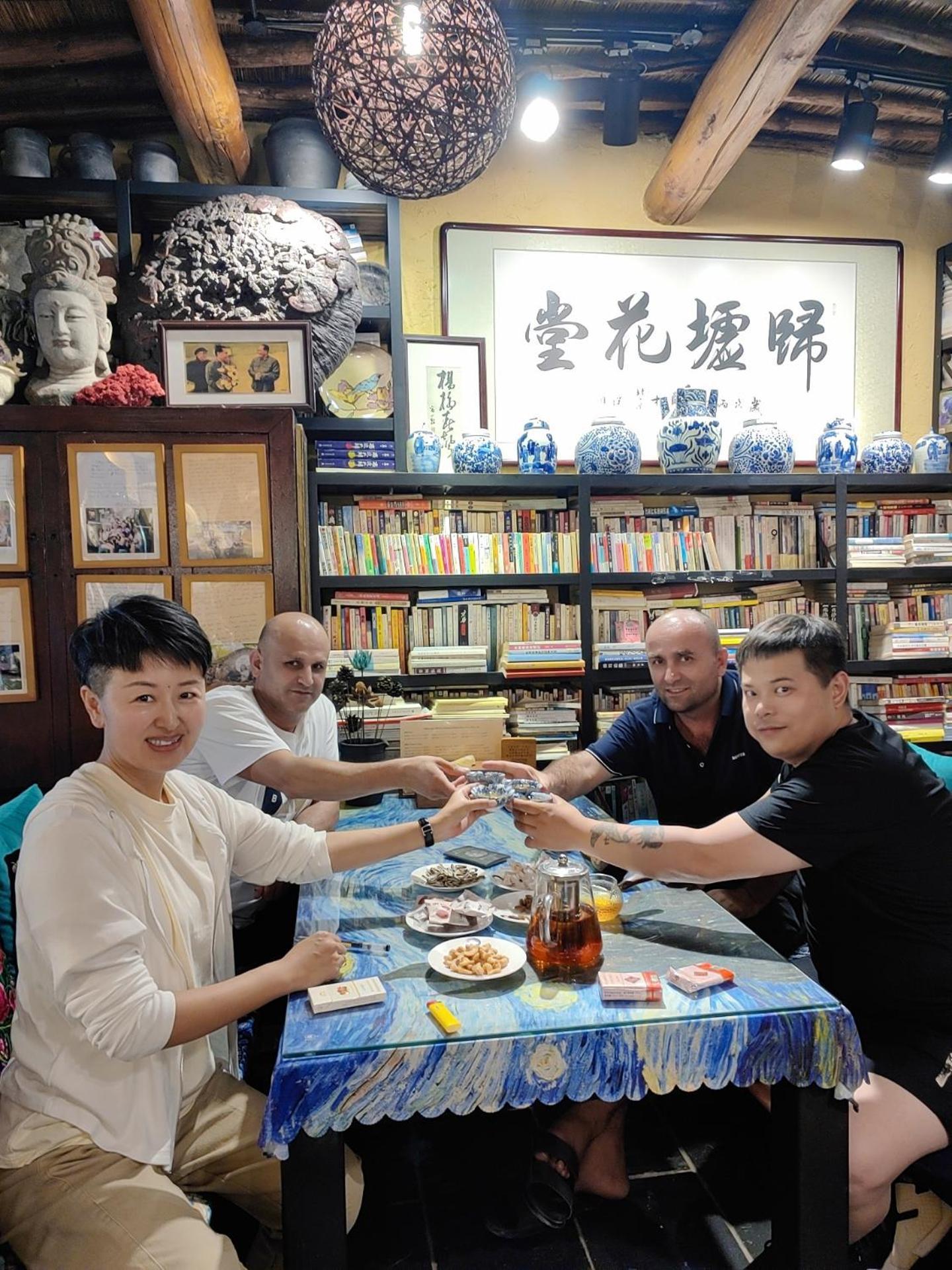 Guixu Huatang Homestay Кинхуангдао Екстериор снимка