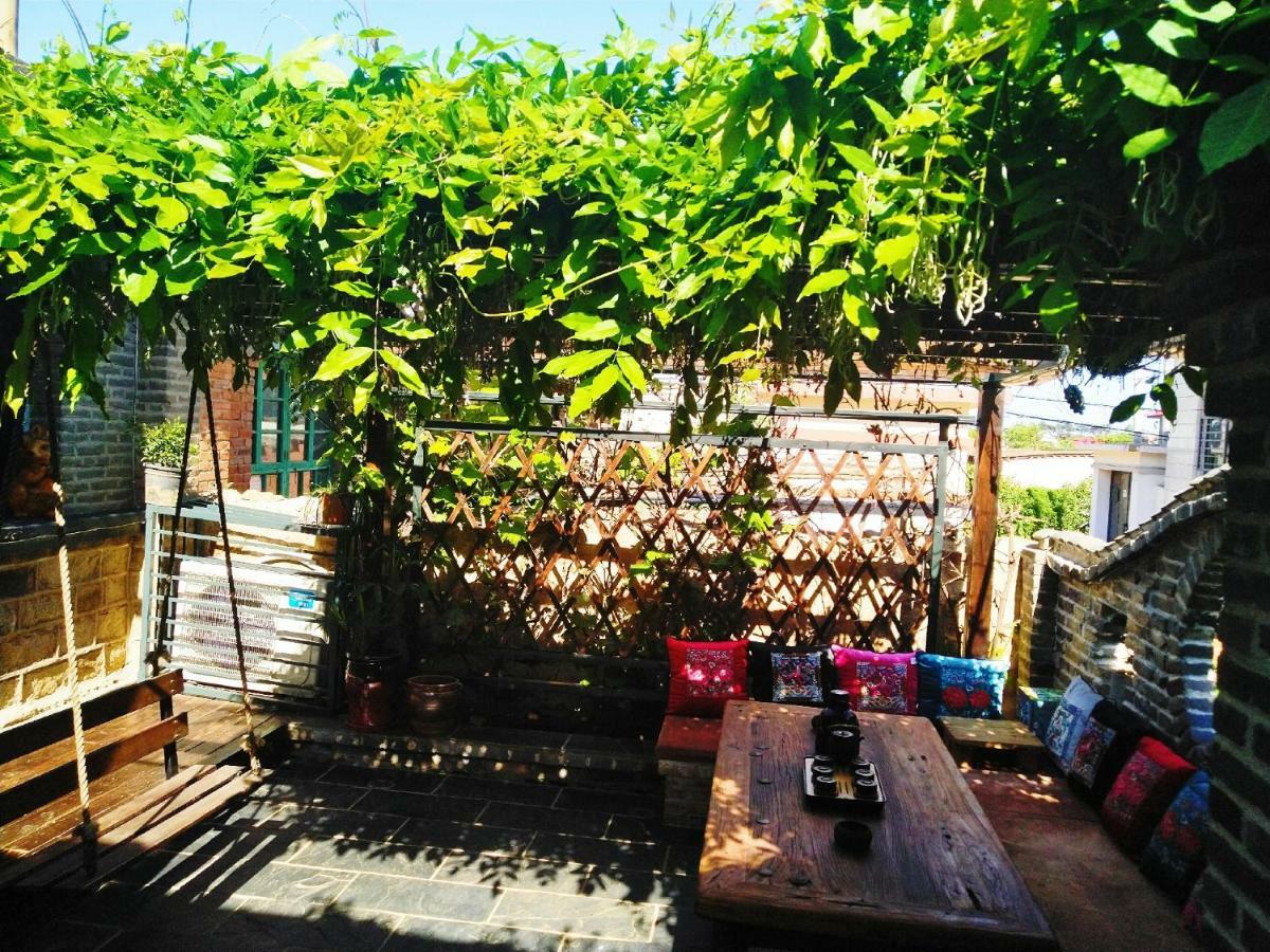 Guixu Huatang Homestay Кинхуангдао Екстериор снимка